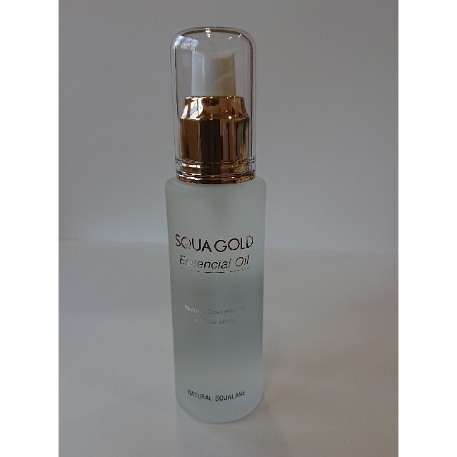 SQUA GOLD スクワランオイル 60㎖ コスメ/美容のスキンケア/基礎化粧品(フェイスオイル/バーム)の商品写真