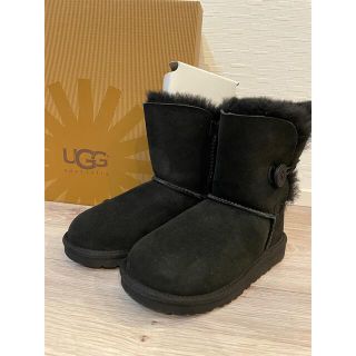 アグ(UGG)の新品未使用　UGG アグ ムートンブーツ　ベイリーボタン　19.5cm BK(ブーツ)