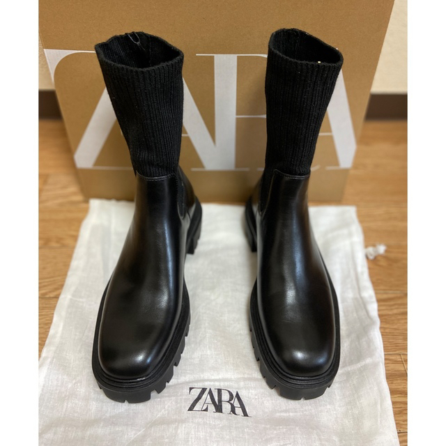 ZARA(ザラ)のZARA 新品タグ　 36 (23,4CM) ソックススタイルアンクルブーツ レディースの靴/シューズ(ブーツ)の商品写真