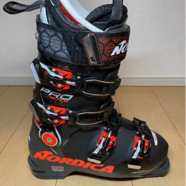 NORDICA(ノルディカ)のNORDICA PRO MACHINE 130(GW)   25/25.5 スポーツ/アウトドアのスキー(ブーツ)の商品写真