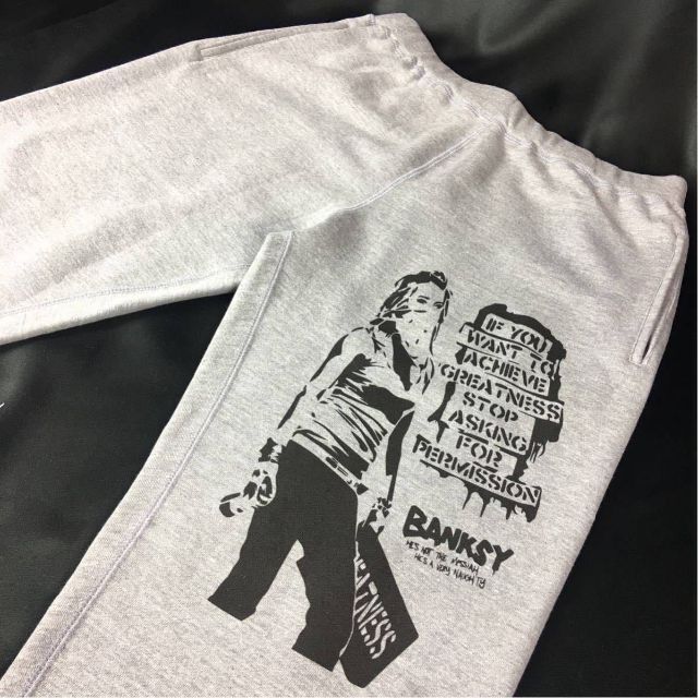 コットン100%【BANKSY】新品 プリント スウェット ジョガー パンツ ストリート コーデ