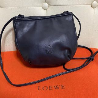 ロエベ(LOEWE)の極　美品　LOEWE オールド　ロエベ  ナッパレザー    ショルダー　バッグ(ショルダーバッグ)