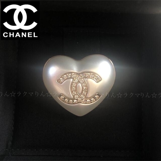 CHANEL(シャネル)のシャネル☆ハートパールブローチ☆新品未使用 レディースのアクセサリー(ブローチ/コサージュ)の商品写真