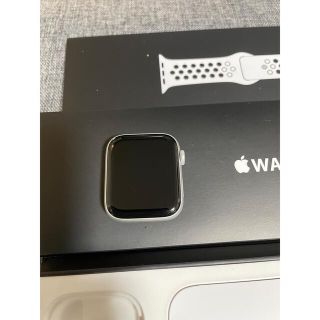 アップルウォッチ(Apple Watch)のApple Watch Nike SE GPSモデル 44バッテリー100%(腕時計(デジタル))