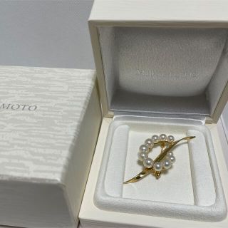 ミキモト(MIKIMOTO)のミキモト　YGK18  パールブローチ  現行美品(ブローチ/コサージュ)