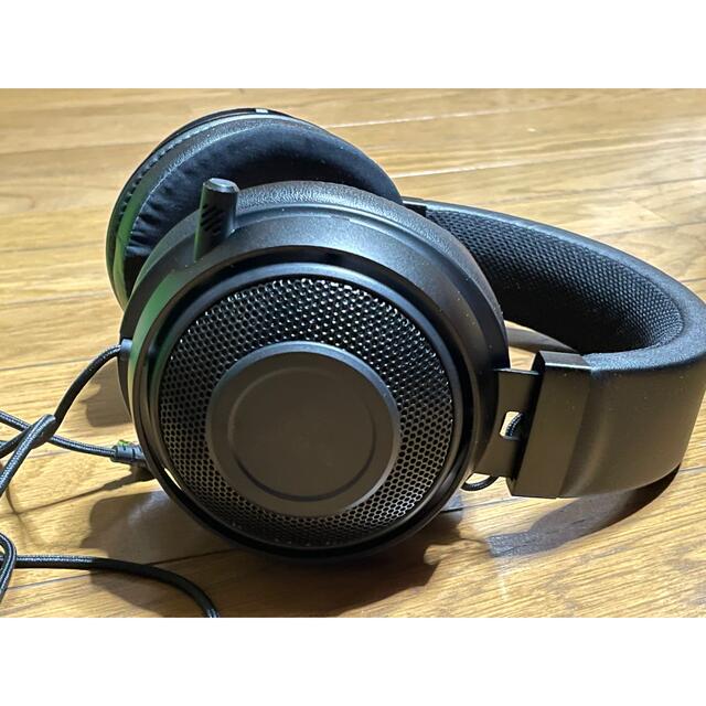 LAZER(レイザー)のRazer Kraken Black ゲーミングヘッドセット スマホ/家電/カメラのオーディオ機器(ヘッドフォン/イヤフォン)の商品写真