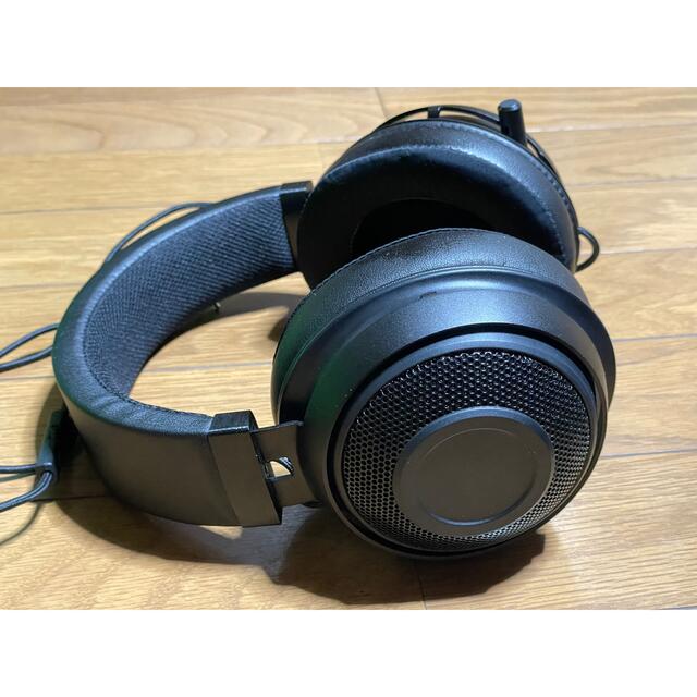 LAZER(レイザー)のRazer Kraken Black ゲーミングヘッドセット スマホ/家電/カメラのオーディオ機器(ヘッドフォン/イヤフォン)の商品写真