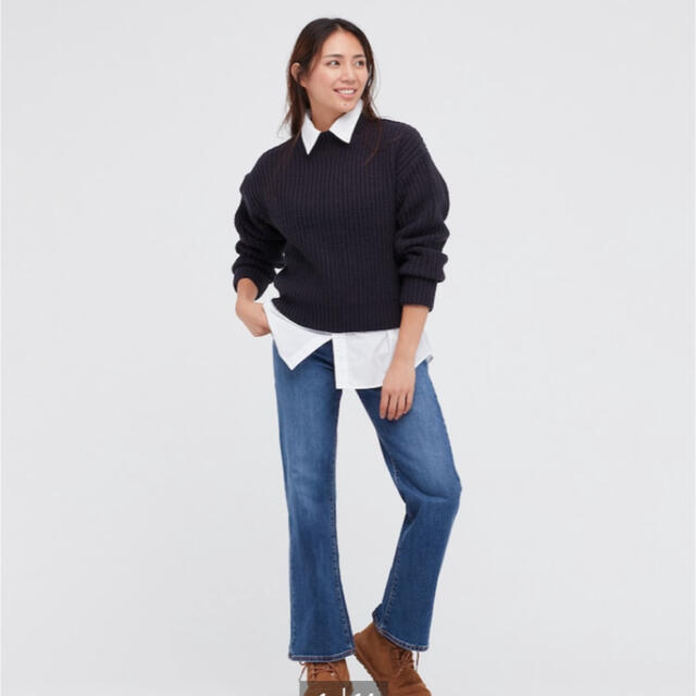 UNIQLO(ユニクロ)のユニクロ　ユニクロ フレアハイライズジーンズ  レディースのパンツ(デニム/ジーンズ)の商品写真