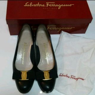 サルヴァトーレフェラガモ(Salvatore Ferragamo)のSalvatore Ferragamo フェラガモのパンプス(ハイヒール/パンプス)