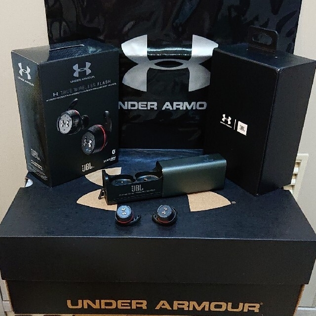 UNDER ARMOUR(アンダーアーマー)のJBLアンダーアーマー スマホ/家電/カメラのオーディオ機器(ヘッドフォン/イヤフォン)の商品写真