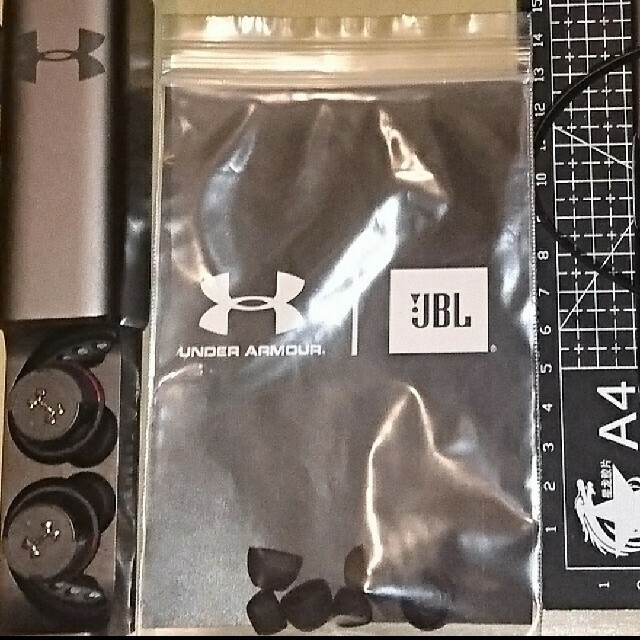 UNDER ARMOUR(アンダーアーマー)のJBLアンダーアーマー スマホ/家電/カメラのオーディオ機器(ヘッドフォン/イヤフォン)の商品写真