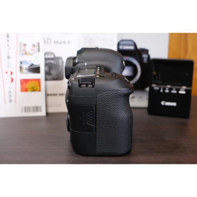 Canon(キヤノン)のCanon EOS 6D Mark II ボディー スマホ/家電/カメラのカメラ(デジタル一眼)の商品写真