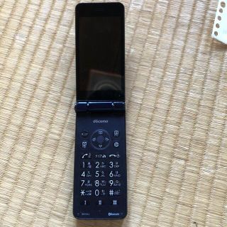 アクオス(AQUOS)のdocomo  SH-01J  ガラホ(携帯電話本体)