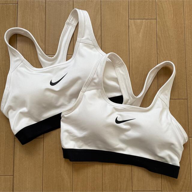 NIKE(ナイキ)のNIKE スポーツブラ（M）×2 スポーツ/アウトドアのトレーニング/エクササイズ(トレーニング用品)の商品写真