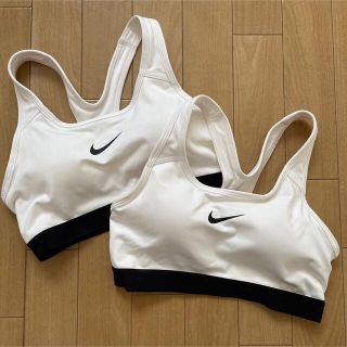 ナイキ(NIKE)のNIKE スポーツブラ（M）×2(トレーニング用品)