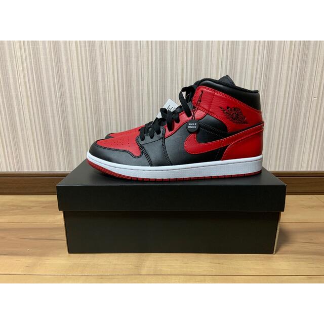 Nike Air Jordan 1 Mid "Bred" 29.071喫煙