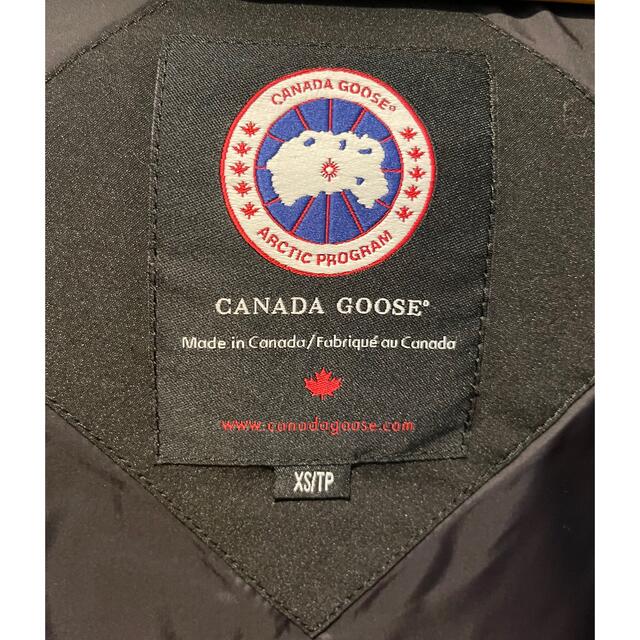 CANADA GOOSE(カナダグース)のCANADA GOOSE SOLARIS PARKA ブラックXS レディースのジャケット/アウター(ダウンジャケット)の商品写真