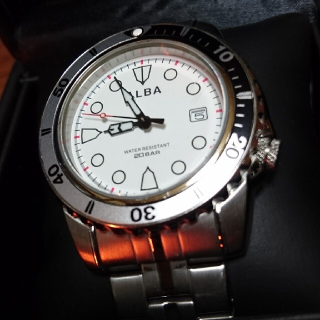 匿名配送 セイコー アルバ ダイバーウォッチ 腕時計 V248-0220