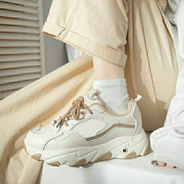 ２２．５cm　 レディース　スニーカー　韓国系 レディースの靴/シューズ(スニーカー)の商品写真