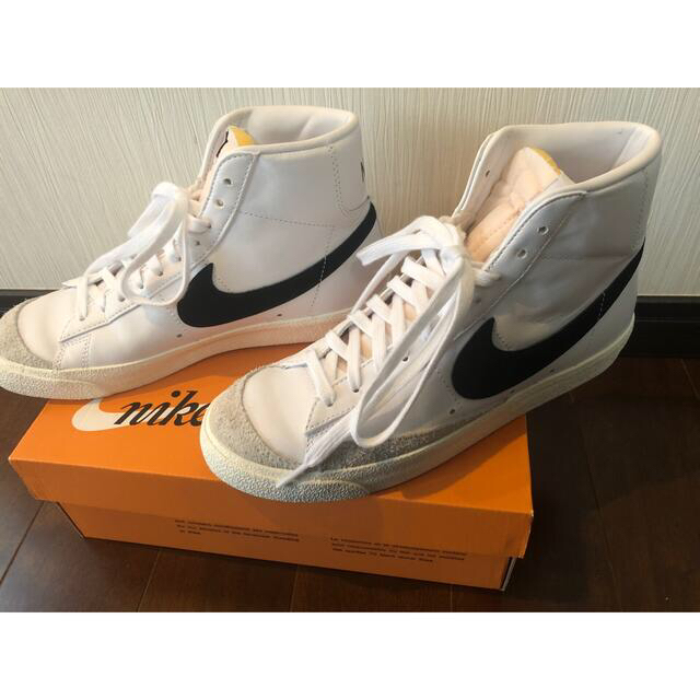 NIKE(ナイキ)のSpick&Span NIKE Blazer Mid 77 Vintage レディースの靴/シューズ(スニーカー)の商品写真