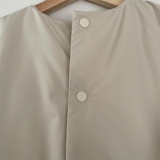 HYKE(ハイク)の専用出品　hykeハイクOXFORD COLLARLESS ジャケット レディースのジャケット/アウター(ダウンジャケット)の商品写真