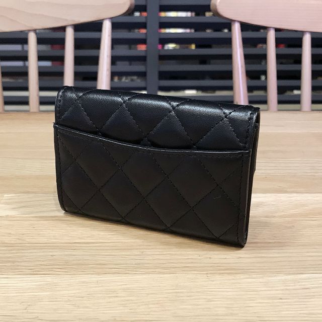 CHANEL(シャネル)の新品未使用 シャネル マトラッセ カードケース AP2014 ソーブラック 黒 レディースのファッション小物(名刺入れ/定期入れ)の商品写真