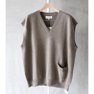 ワンエルディーケーセレクト(1LDK SELECT)のSTUDIO NICHOLSON / 12GG MERINO KNIT VEST(ベスト)