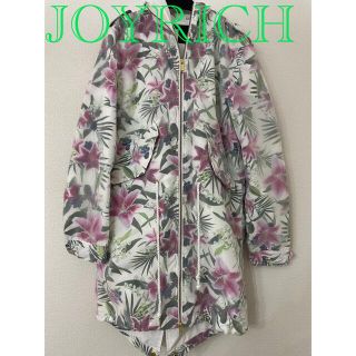 ジョイリッチ(JOYRICH)のJOYRICH ジョイリッチ　花柄　オーバーサイズ　ナイロンジャケット(ブルゾン)