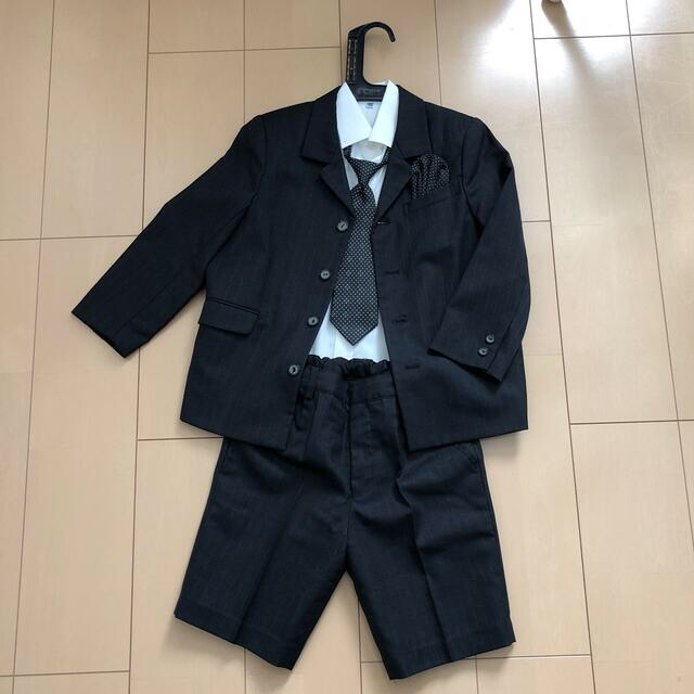 【値下げ！】美品　入学式　男児フォーマルスーツ キッズ/ベビー/マタニティのキッズ服男の子用(90cm~)(ドレス/フォーマル)の商品写真