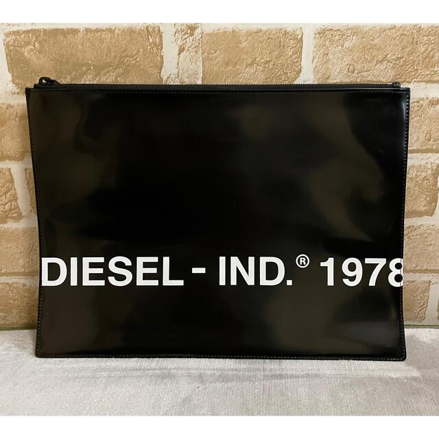 DIESEL(ディーゼル)のDIESEL クラッチバック　希少品 メンズのバッグ(セカンドバッグ/クラッチバッグ)の商品写真