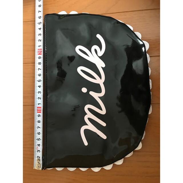 MILK(ミルク)のMILK❤︎ノベルティー　ポーチ レディースのファッション小物(ポーチ)の商品写真