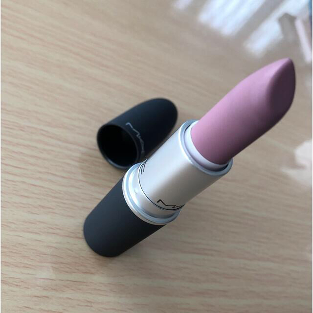 MAC(マック)のMAC パウダーキスリップスティック　ライプンド コスメ/美容のベースメイク/化粧品(口紅)の商品写真