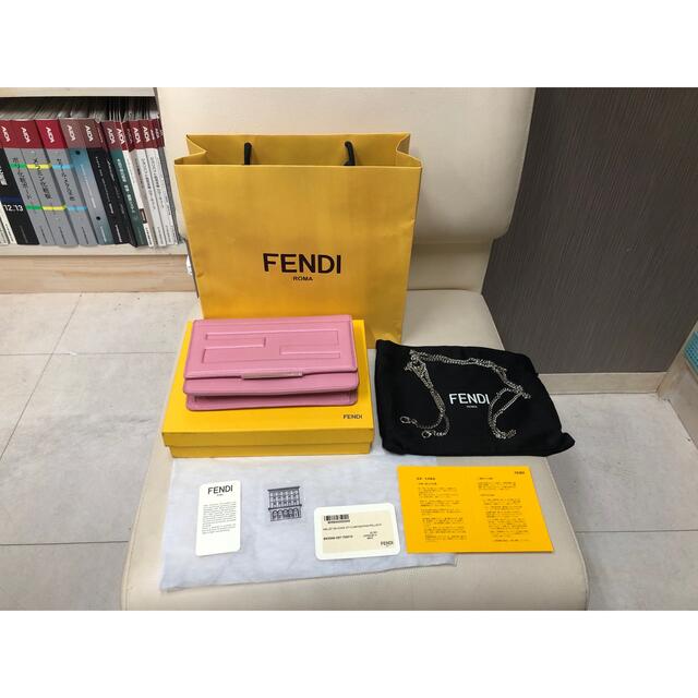 FENDI(フェンディ)の再値下げ フェンディ FENDI  チェーンウォレット/財布/ショルダーバッグ レディースのファッション小物(財布)の商品写真