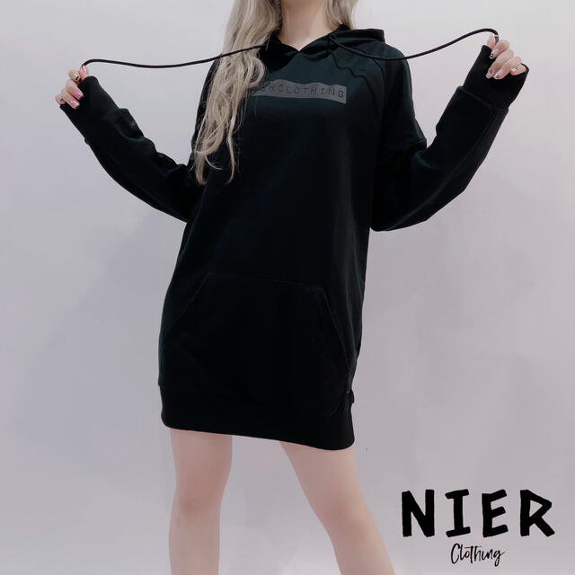 NieR OFF-SHOULDER BLACK DEVIL HOODIE メンズのトップス(パーカー)の商品写真