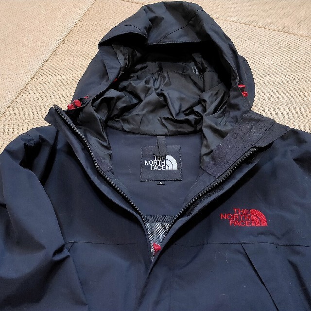 THE NORTH FACE - ノースフェイス スクープジャケット 黒 赤ロゴ Sの