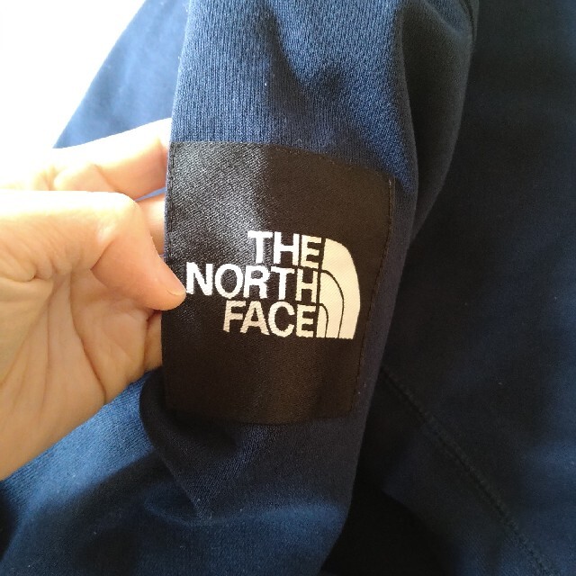 THE NORTH FACE(ザノースフェイス)のノースフェイストレーナー レディースのトップス(トレーナー/スウェット)の商品写真