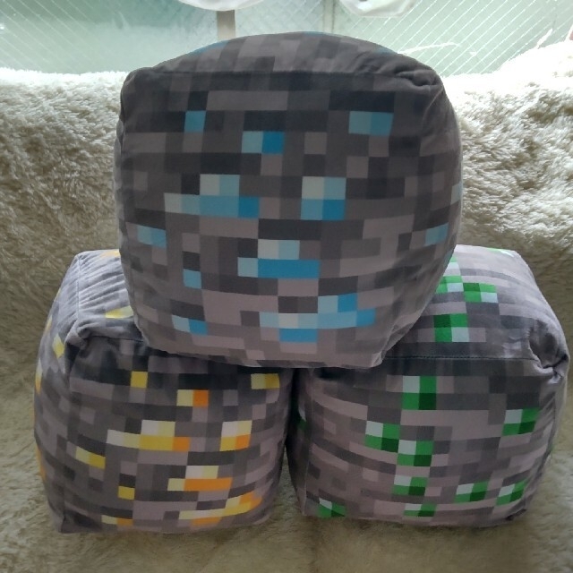 マインクラフト クッション 3点とスツール2点 人気の贈り物が大集合