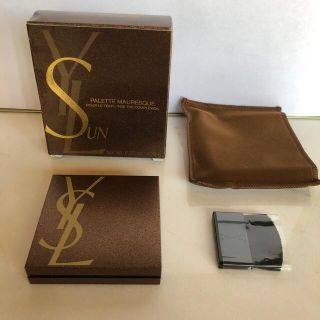 イヴサンローランボーテ(Yves Saint Laurent Beaute)のイヴ・サンローランのフェースパウダー(フェイスパウダー)