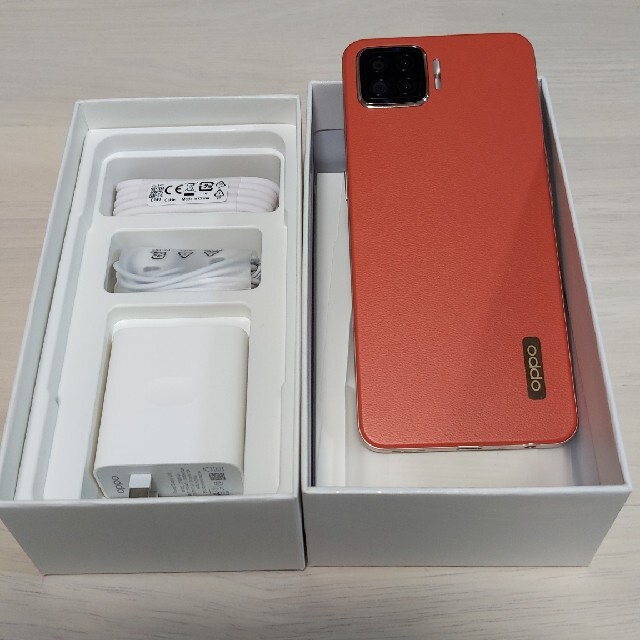OPPO(オッポ)のOPPO A73 64GB ダイナミック オレンジ 楽天版 スマホ/家電/カメラのスマートフォン/携帯電話(スマートフォン本体)の商品写真