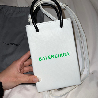 Balenciaga - 期間限定値下げ✨正規品✨バレンシアガ☆ネイビー 