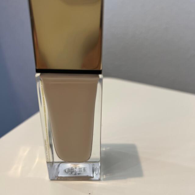 Yves Saint Laurent Beaute(イヴサンローランボーテ)のタン ラディアント タッチ クレーム コスメ/美容のベースメイク/化粧品(ファンデーション)の商品写真