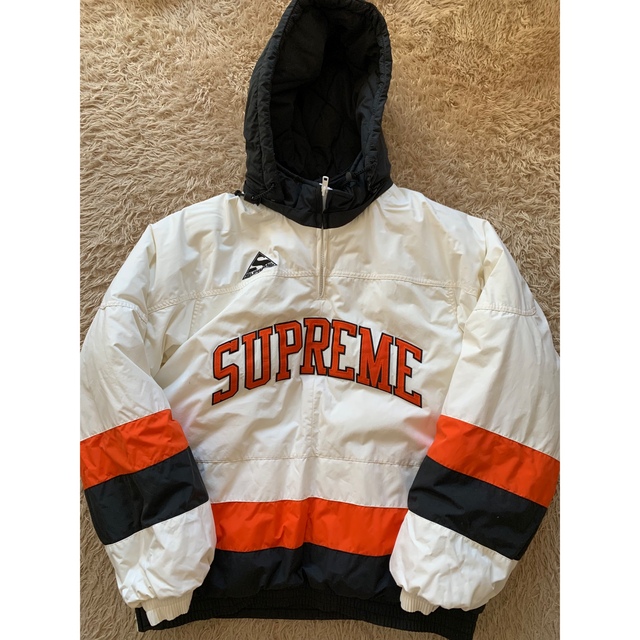 supreme puffy hockey pullover BTS