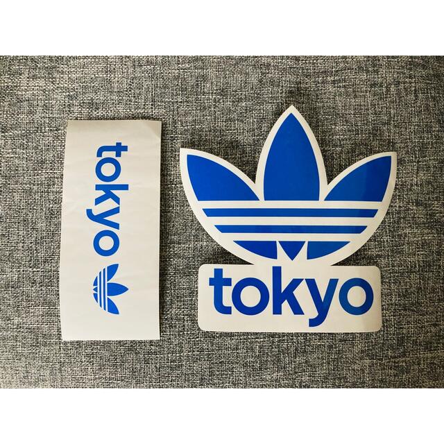 adidas(アディダス)のアディダスtokyo オリジナルステッカー　2枚組 スポーツ/アウトドアのサッカー/フットサル(記念品/関連グッズ)の商品写真