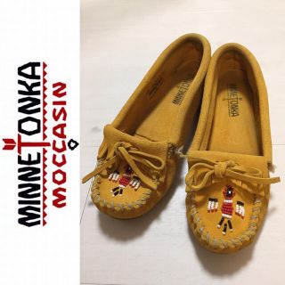 ミネトンカ(Minnetonka)のミネトンカ スウェード モカシン 秋冬 限定カラー サンダーバード2(ローファー/革靴)