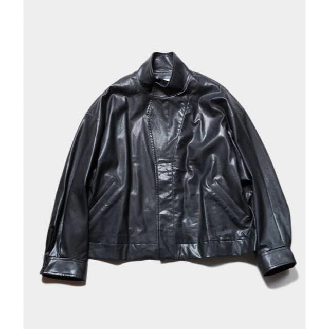 OVER SLEEVE FAKE LEATHER JACKET