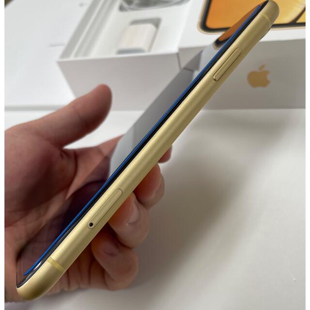 Apple(アップル)のiPhoneXR SIMフリー64GB 北米版A1984 Yellow スマホ/家電/カメラのスマートフォン/携帯電話(スマートフォン本体)の商品写真