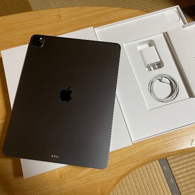 Ipad 中古 第4世代 Ipad Pro 12 9インチ 256gb Wi Fiモデルの通販 By Vmh8r アイパッドならラクマ