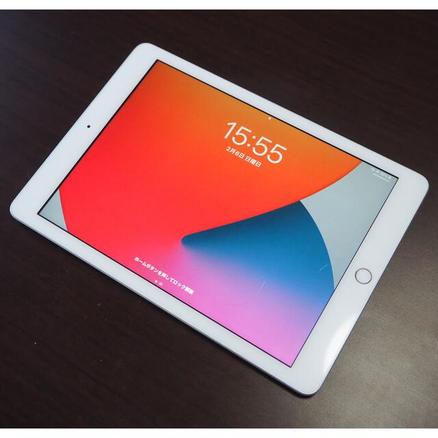 iPad(アイパッド)のiPad 第5世代 32GB Wi-Fi （2017） スマホ/家電/カメラのPC/タブレット(タブレット)の商品写真