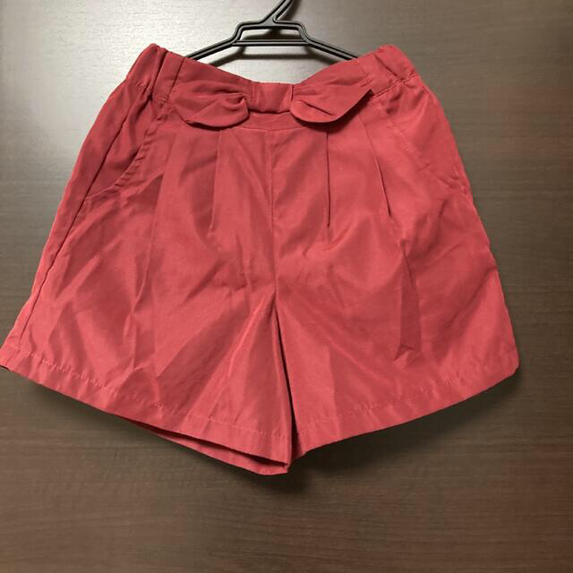 AEON(イオン)のトップバリュ 前リボンキュロット 140 キッズ/ベビー/マタニティのキッズ服女の子用(90cm~)(パンツ/スパッツ)の商品写真