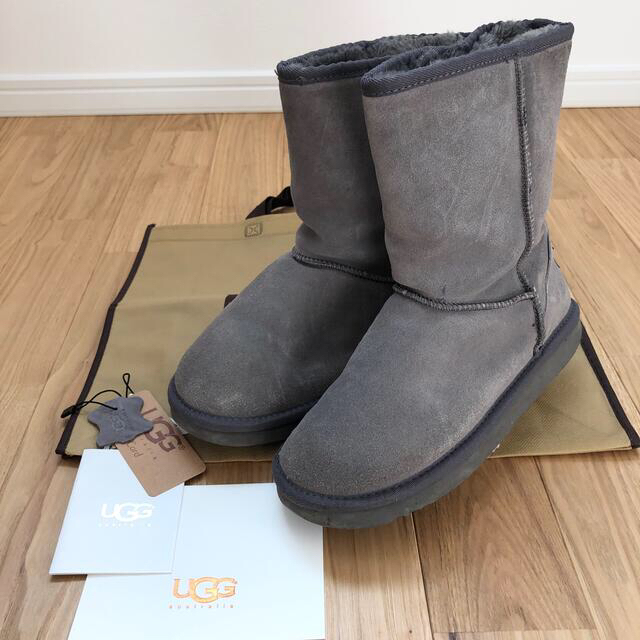 UGG(アグ)のUGG アグ ムートンブーツ レディースの靴/シューズ(ブーツ)の商品写真